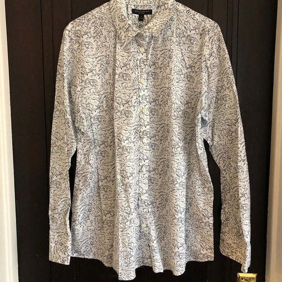 Banana Republic Tops - Banana Republic Navy & White Paisley Button Down
